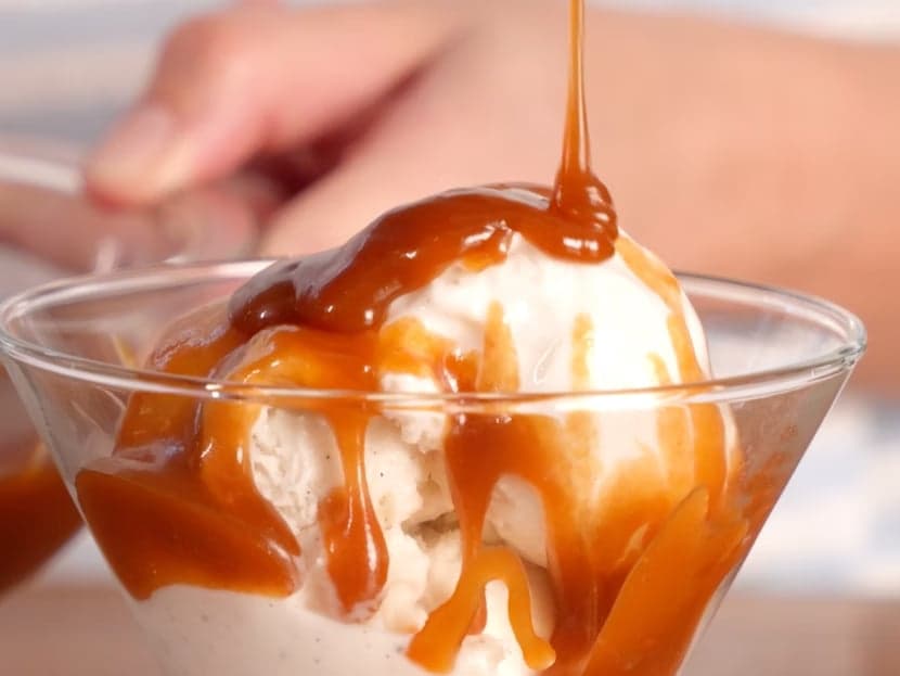 Calda de caramelo cremosa