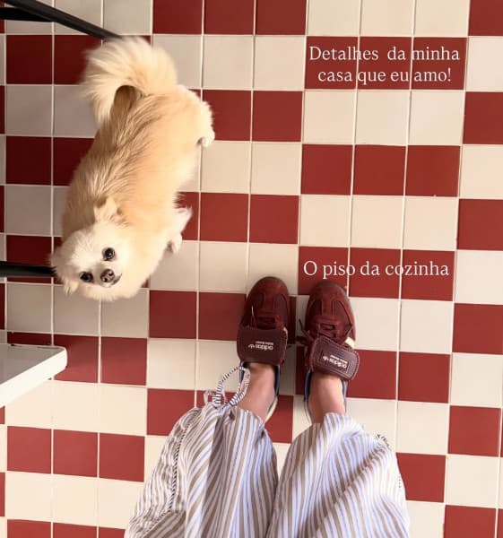 Detalhe do piso da cozinha